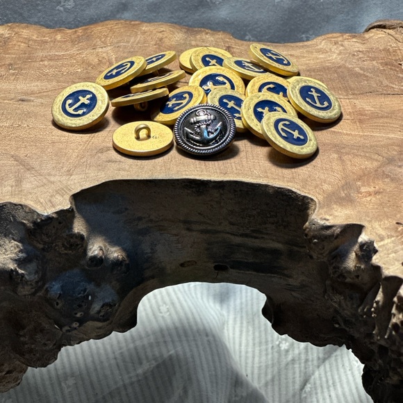20 Vintage Anchor Buttons - Picture 6 of 7